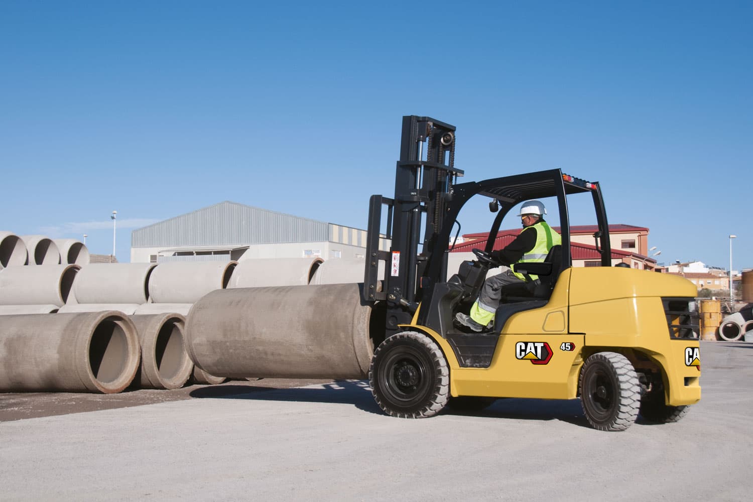 CAT DP45N diesel forklift in the Prime yard